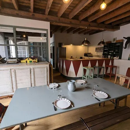 Apartment Historique Avec Piscine, Salle De Jeux, Et Jardin - Ideal Famille Et Amis - Fr-1-653-261 Angoulême