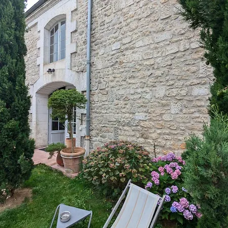 Historique Avec Piscine, Salle De Jeux, Et Jardin - Ideal Famille Et Amis - Fr-1-653-261